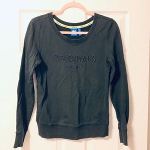 Adidas Crewneck with polka dot detailing